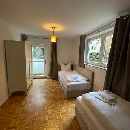 Ferienwohnungen Kruegerstrasse Drezno Zewnętrze zdjęcie