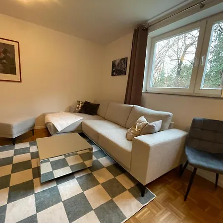 Ferienwohnungen Kruegerstrasse Drezno Zewnętrze zdjęcie